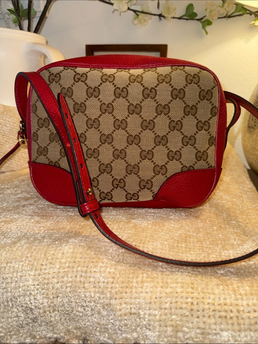 GUCCI BREE GG MONOGRAM CANVAS CAMERA LEATHER PURSE